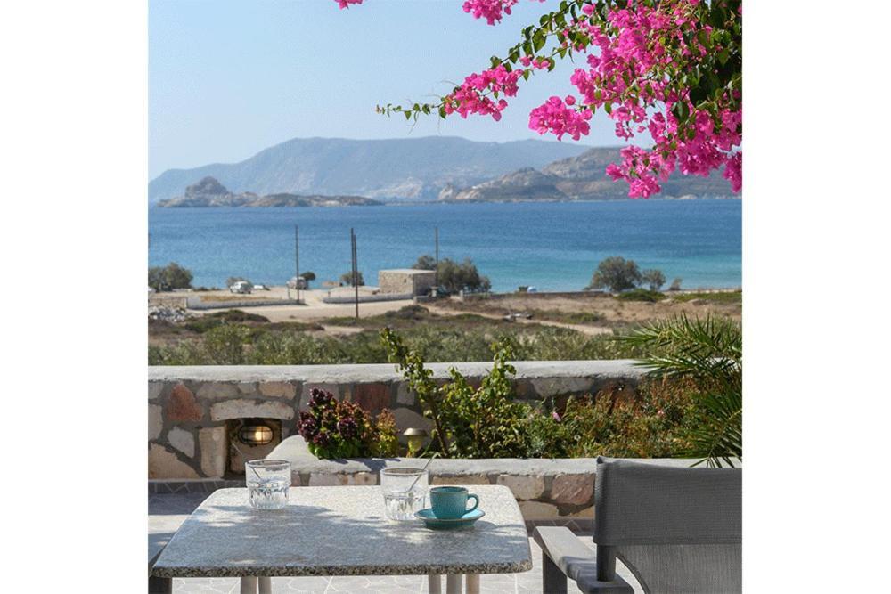 Κalamitsi Rooms & Apartments Kimolos Luaran gambar