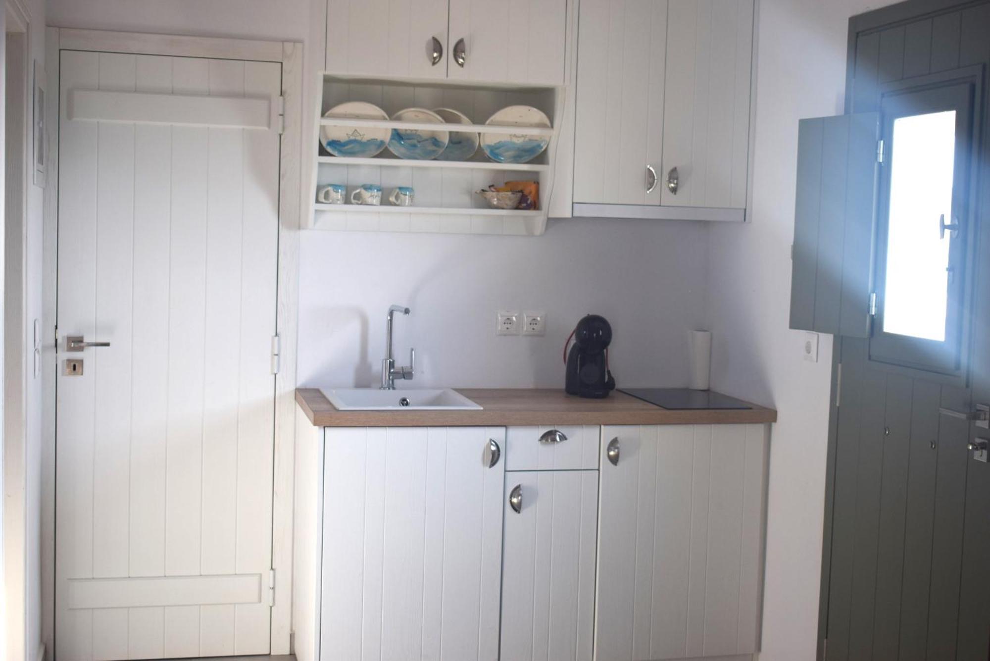 Κalamitsi Rooms & Apartments Kimolos Luaran gambar