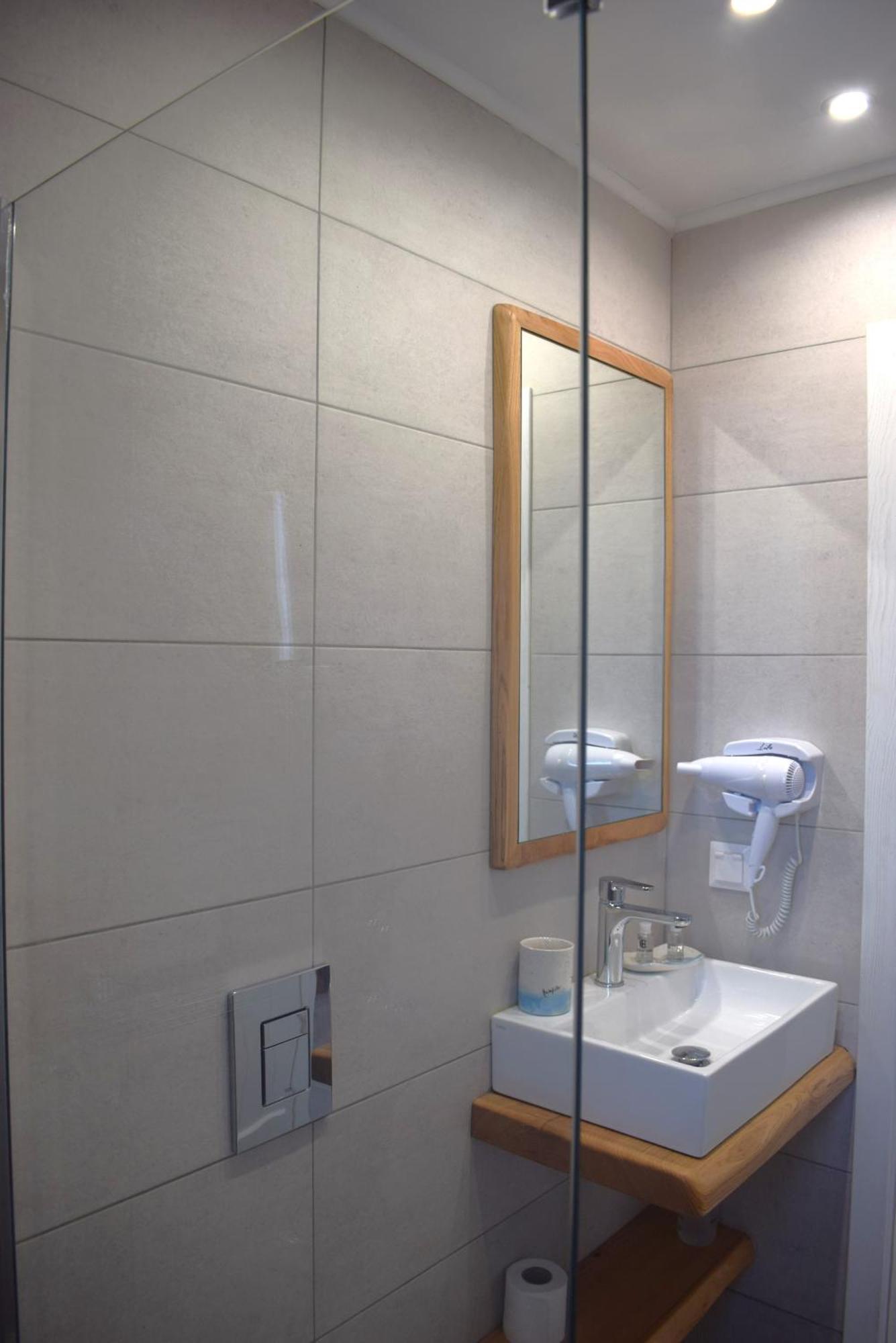 Κalamitsi Rooms & Apartments Kimolos Luaran gambar