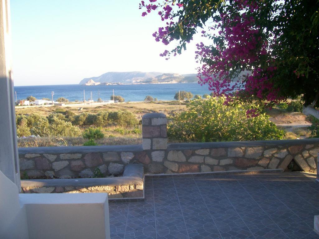 Κalamitsi Rooms & Apartments Kimolos Luaran gambar
