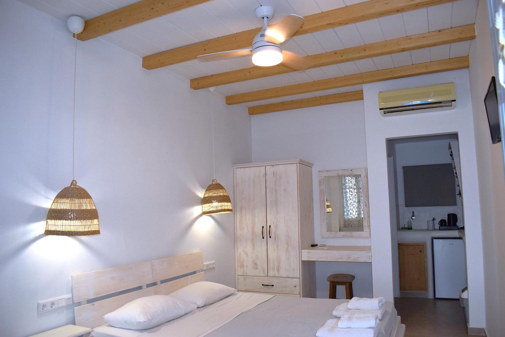 Κalamitsi Rooms & Apartments Kimolos Luaran gambar