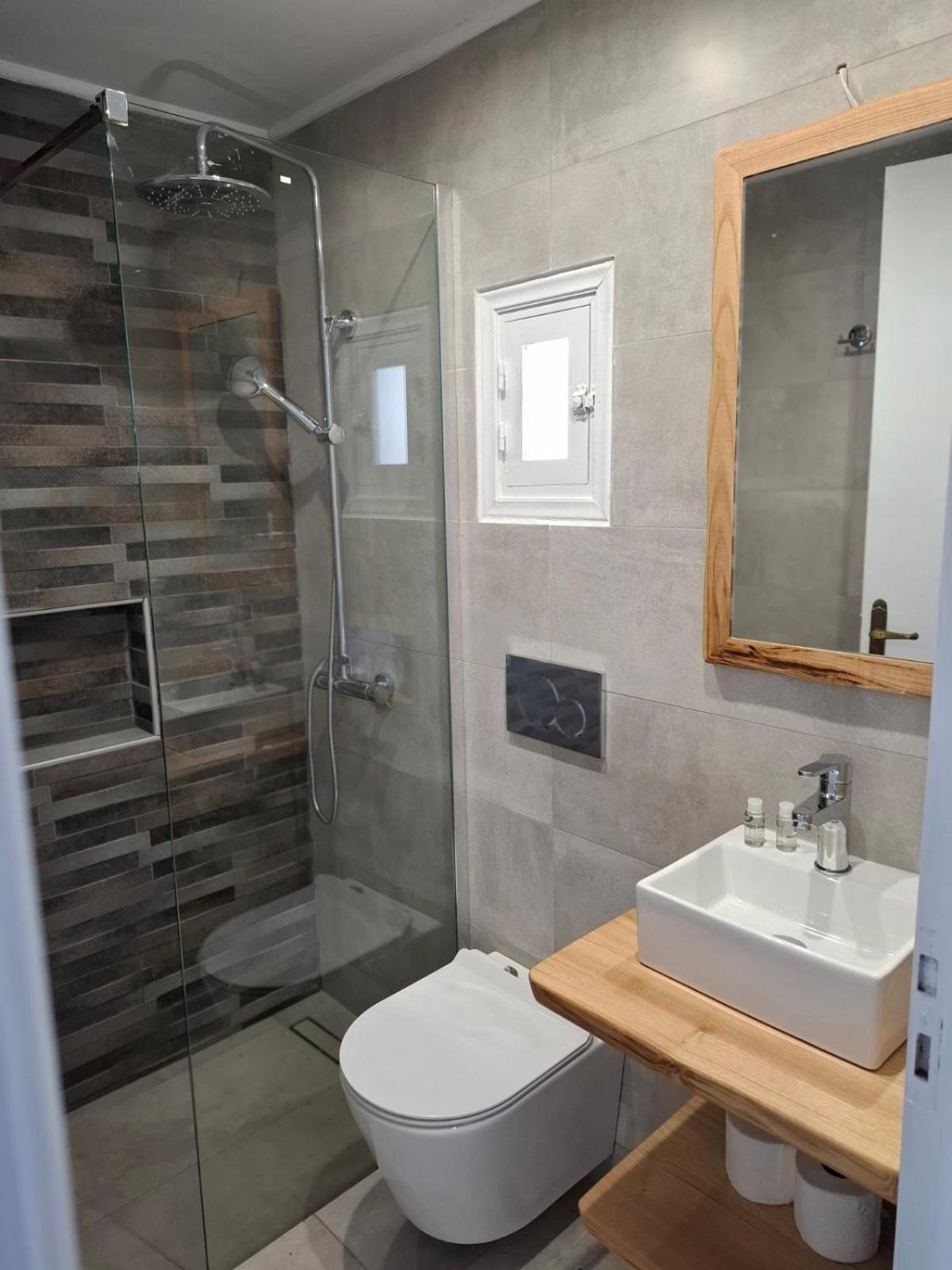 Κalamitsi Rooms & Apartments Kimolos Luaran gambar